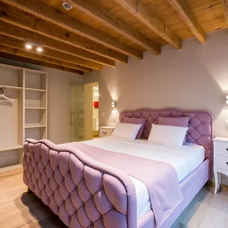Dreamhouse *