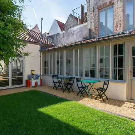 Dreamhouse *